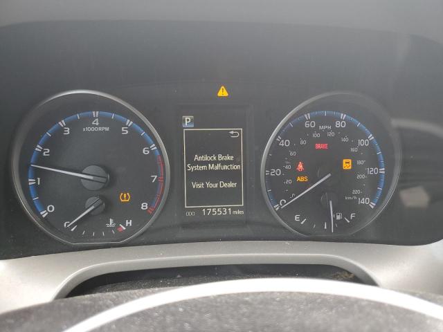 Photo 9 from auction – 2018 TOYOTA RAV4 ADVEN with VIN 2T3RFREVXJW814748
