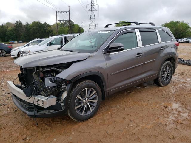 TOYOTA HIGHLANDER 2017 with VIN 5TDKZRFHXHS524362 - Photo from auction