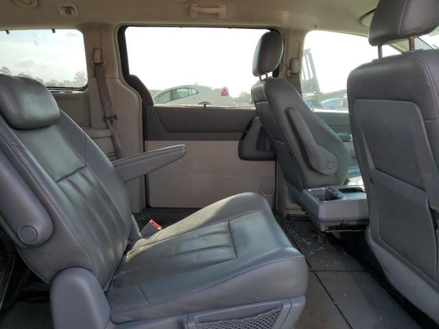 Photo 11 from auction – 2008 CHRYSLER TOWN & COU with VIN 2A8HR54P28R841096