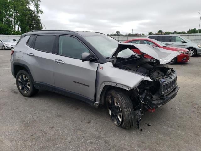 Photo 4 from auction – 2018 JEEP COMPASS with VIN 3C4NJDDB7JT450996