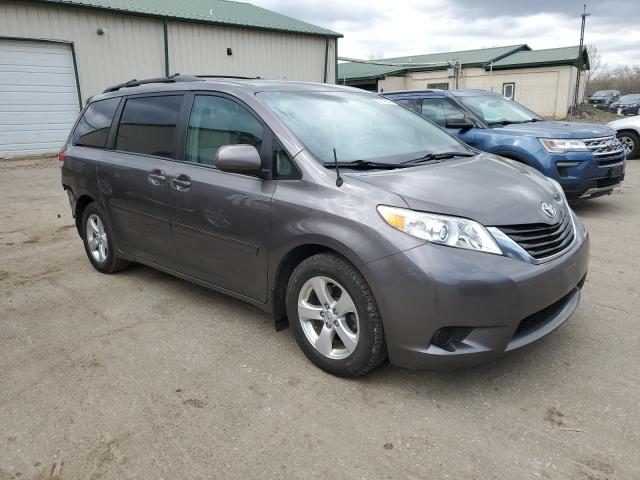 Photo 4 from auction – 2013 TOYOTA SIENNA with VIN 5TDKK3DC4DS392640