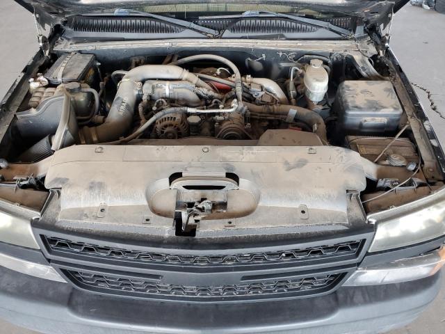 Photo 11 from auction – 2005 CHEVROLET SILVERADO with VIN 1GCJC33205F947845