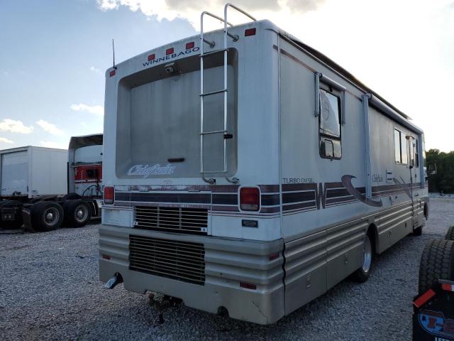 Photo 4 from auction – 2000 WINNEBAGO CHIEFTAN with VIN 4UZHXFBAXYCF86481