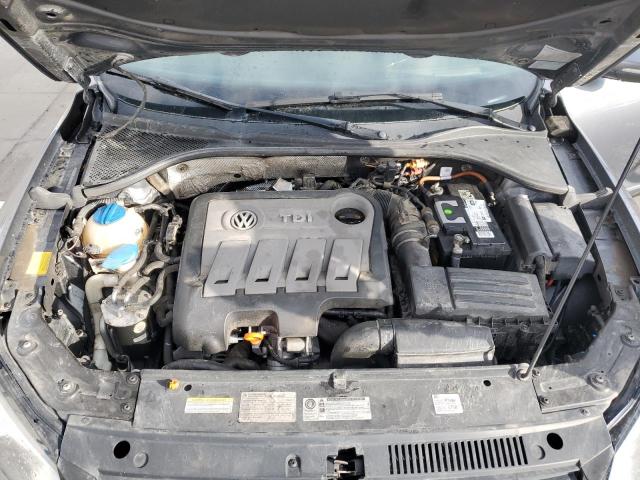Photo 11 from auction – 2012 VOLKSWAGEN PASSAT SEL with VIN 1VWCN7A30CC007577