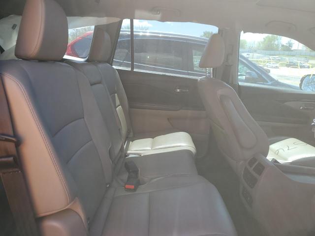Photo 11 from auction – 2016 HONDA PILOT TOUR with VIN 5FNYF6H97GB019082