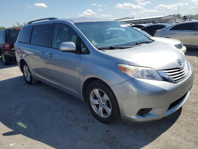 Photo 4 from auction – 2015 TOYOTA SIENNA LE with VIN 5TDKK3DC3FS600445