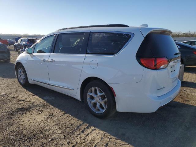 Photo 2 from auction – 2017 CHRYSLER PACIFICA T with VIN 2C4RC1BG0HR810003