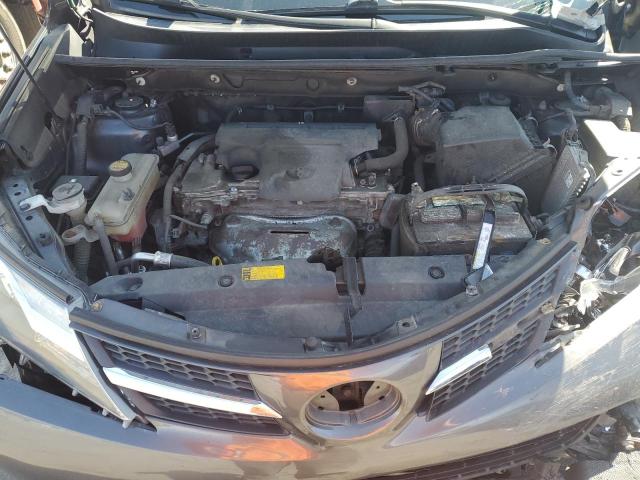Photo 11 from auction – 2015 TOYOTA RAV4 LE with VIN 2T3BFREV4FW323617