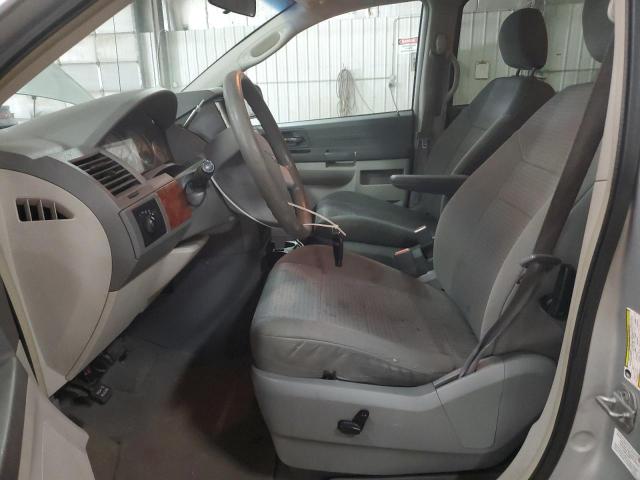 Photo 7 from auction – 2008 CHRYSLER TOWN & COU with VIN 2A8HR44H78R652298