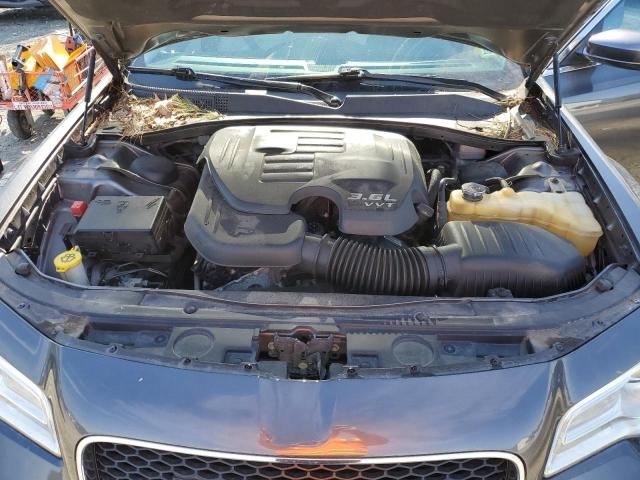 Photo 11 from auction – 2015 CHRYSLER 300 LIMITE with VIN 2C3CCAAGXFH766199