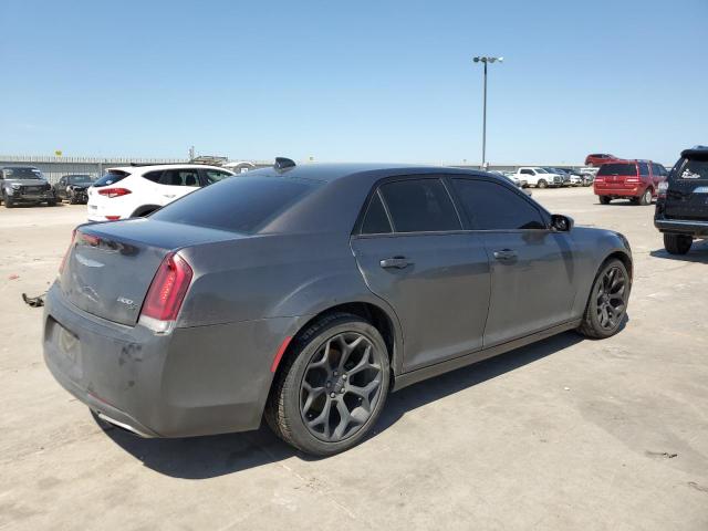 Photo 3 from auction – 2019 CHRYSLER 300 S with VIN 2C3CCABG4KH539454