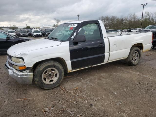 CHEVROLET SILVERADO 2000 with VIN 1GCEC14W1YZ309162 - Photo from auction