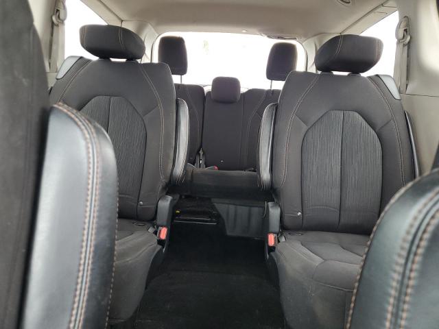 Photo 10 from auction – 2018 CHRYSLER PACIFICA T with VIN 2C4RC1FG6JR278658