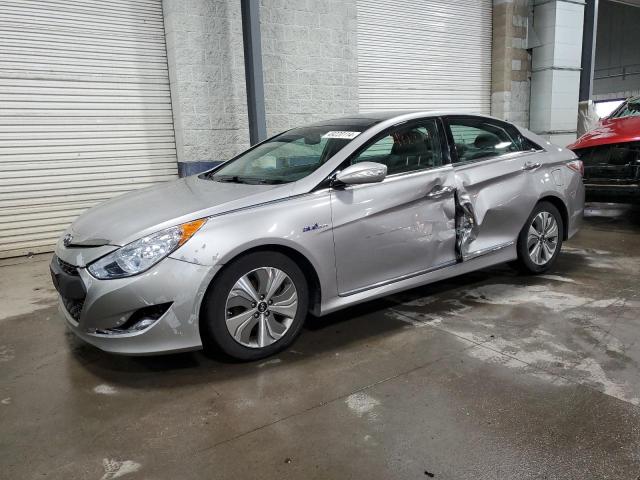 HYUNDAI SONATA HYB 2013 with VIN KMHEC4A46DA050855 - Photo from auction