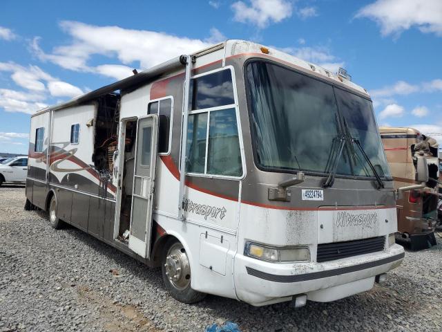 FREIGHTLINER CHASSIS X 1999 with VIN 4UZ6XJBA0XCB78516 - Photo from auction
