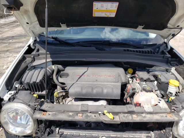 Photo 12 from auction – 2015 JEEP RENEGADE L with VIN ZACCJBBT8FPB32438