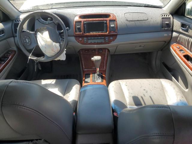 Photo 8 from auction – 2005 TOYOTA CAMRY LE with VIN 4T1BF30K45U099301