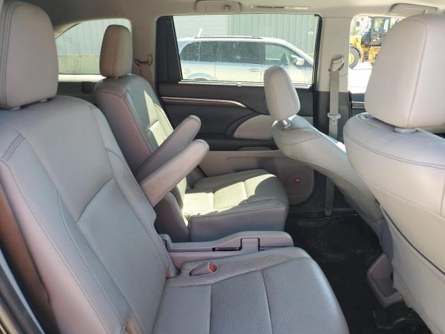 Photo 10 from auction – 2016 TOYOTA HIGHLANDER with VIN 5TDDKRFH5GS275349