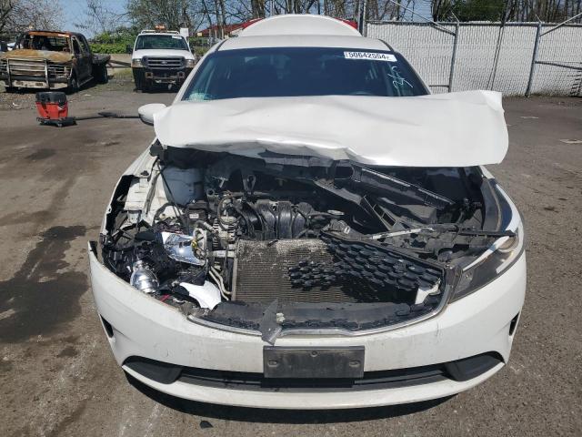 Photo 5 from auction – 2017 KIA FORTE LX with VIN 3KPFL4A77HE124113
