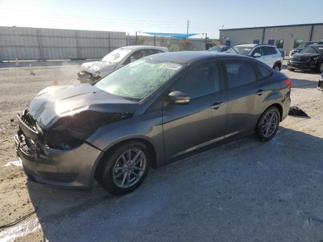 FORD FOCUS SE 2015 with VIN 1FADP3F22FL372685 - Photo from auction