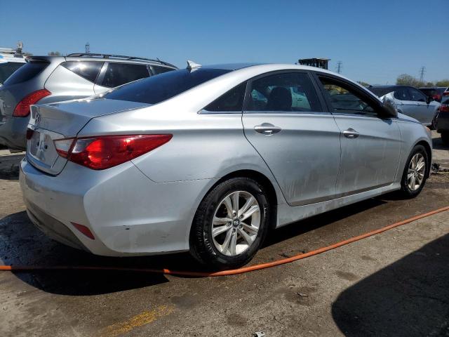 Photo 3 from auction – 2014 HYUNDAI SONATA GLS with VIN 5NPEB4AC5EH840401