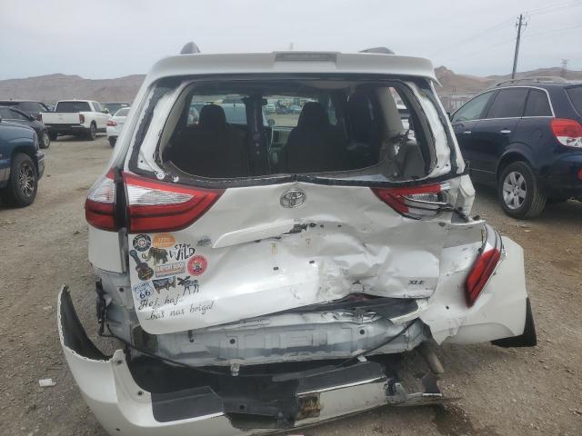 Photo 6 from auction – 2019 TOYOTA SIENNA XLE with VIN 5TDYZ3DCXKS972753