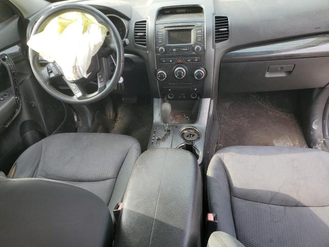 Photo 8 from auction – 2013 KIA SORENTO LX with VIN 5XYKT3A69DG328490