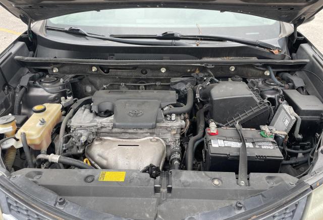 Photo 7 from auction – 2013 TOYOTA RAV4 LE with VIN JTMZFREV1D5000399