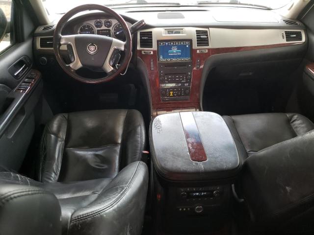 Photo 8 from auction – 2010 CADILLAC ESCALADE L with VIN 1GYUKBEF1AR165308