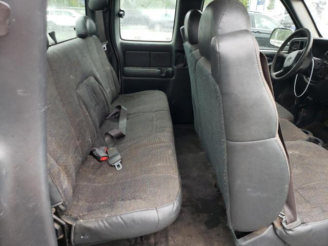 Photo 10 from auction – 2002 CHEVROLET SILVERADO with VIN 1GCEC19V82E153118