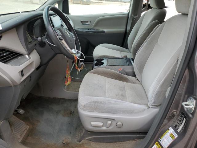 Photo 7 from auction – 2015 TOYOTA SIENNA LE with VIN 5TDKK3DC8FS572576