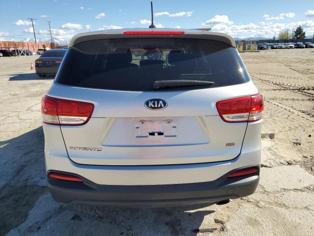 Photo 6 from auction – 2016 KIA SORENTO LX with VIN 5XYPG4A32GG017784