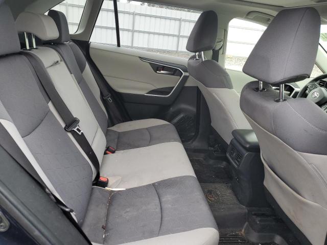 Photo 11 from auction – 2019 TOYOTA RAV4 XLE with VIN JTMP1RFV4KJ024625