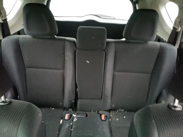 Photo 10 from auction – 2016 TOYOTA RAV4 LE with VIN JTMBFREV2GJ073911