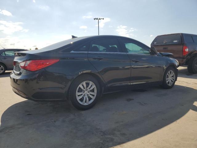 Photo 3 from auction – 2013 HYUNDAI SONATA GLS with VIN 5NPEB4AC8DH526272