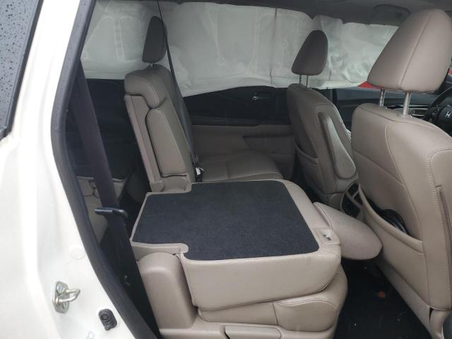 Photo 11 from auction – 2016 HONDA PILOT TOUR with VIN 5FNYF6H91GB034175