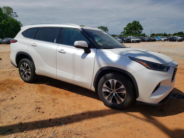 Photo 4 from auction – 2021 TOYOTA HIGHLANDER with VIN 5TDGZRAH5MS041918
