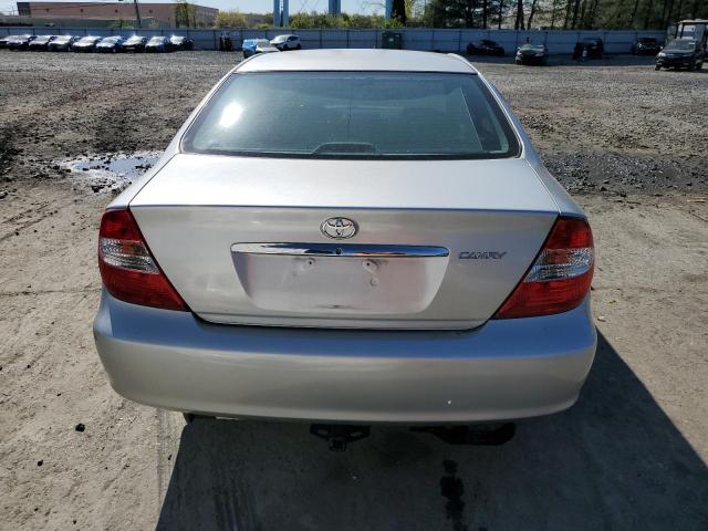Photo 6 from auction – 2004 TOYOTA CAMRY LE with VIN 4T1BE30K04U903871