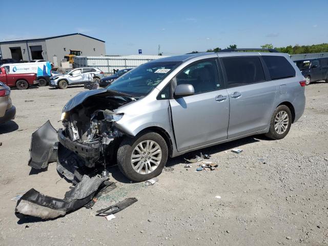 Photo 1 from auction – 2015 TOYOTA SIENNA XLE with VIN 5TDYK3DC6FS592464