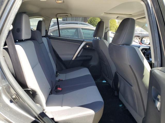 Photo 11 from auction – 2015 TOYOTA RAV4 with VIN JTMRFREV5FD125026