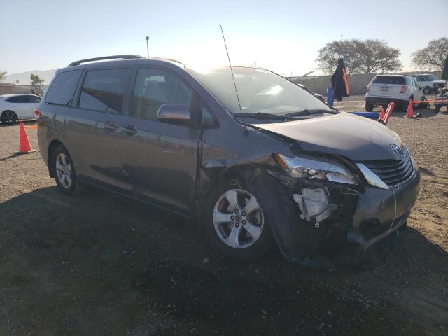 Photo 4 from auction – 2012 TOYOTA SIENNA LE with VIN 5TDKK3DC1CS277802