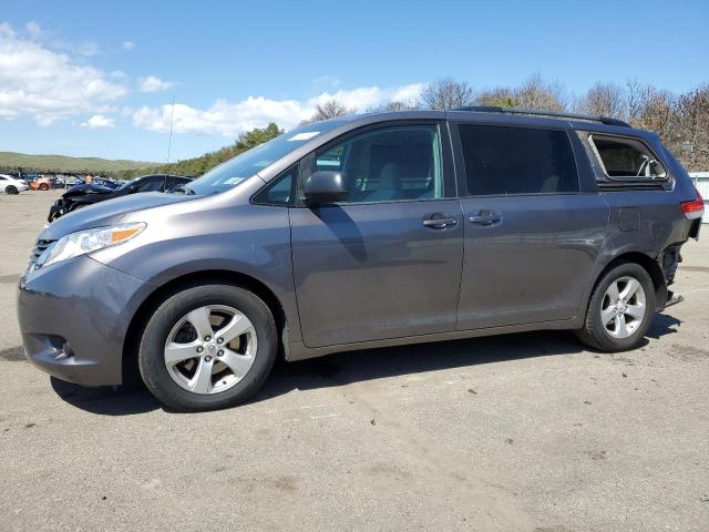 Photo 1 from auction – 2011 TOYOTA SIENNA LE with VIN 5TDKK3DC8BS074923