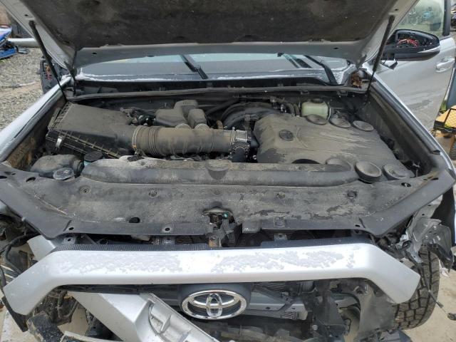 Photo 12 from auction – 2019 TOYOTA 4RUNNER SR with VIN JTEBU5JR9K5651085