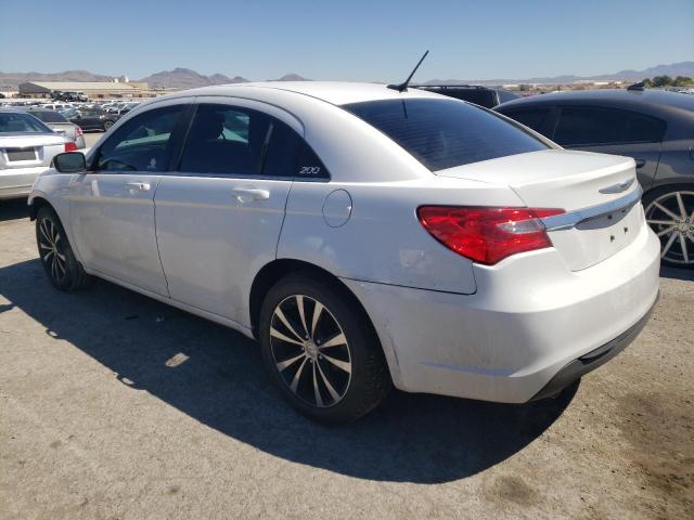 Photo 2 from auction – 2013 CHRYSLER 200 LIMITE with VIN 1C3CCBCGXDN501869