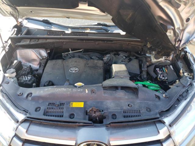 Photo 12 from auction – 2017 TOYOTA HIGHLANDER with VIN 5TDJZRFH0HS373205