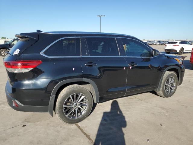 Zdjęcie 3 z aukcji – 2017 TOYOTA HIGHLANDER z VIN 5TDJZRFH0HS481498