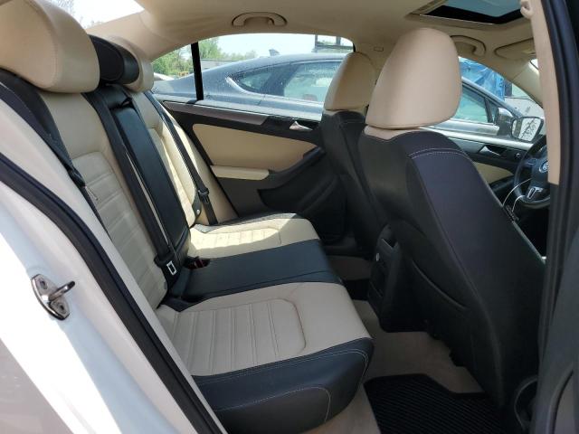 Photo 10 from auction – 2012 VOLKSWAGEN JETTA SEL with VIN 3VWLX7AJ5CM410624