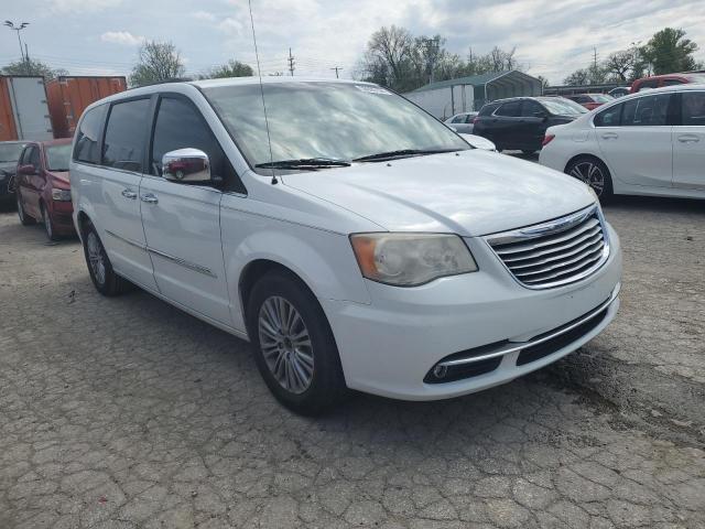Photo 4 from auction – 2014 CHRYSLER TOWN & COU with VIN 2C4RC1CG0ER455456