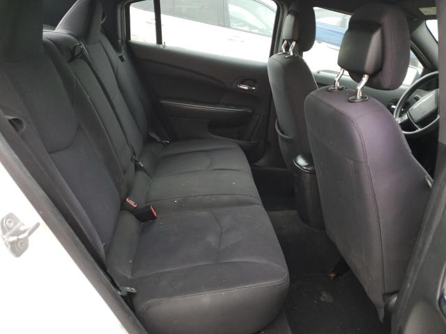 صورة رقم 10 من المزاد - 2014 CHRYSLER 200 LX مع VIN 1C3CCBAB5EN142665
