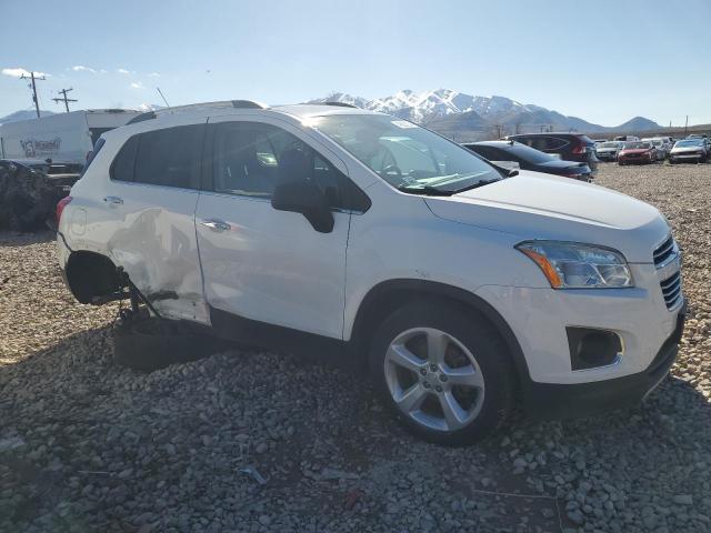 Photo 4 from auction – 2015 CHEVROLET TRAX with VIN 3GNCJTSB5FL203186